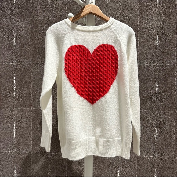 Heart sweater (Vine & Love, small) - Picture 1 of 9